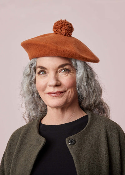 Pom Pom Baskeri, useita värejä
